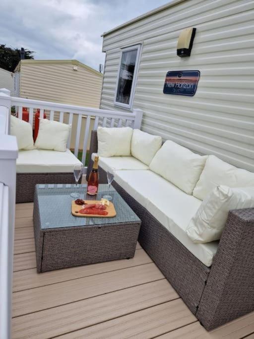 Отель Weymouth Bay Haven, Preston Road Экстерьер фото