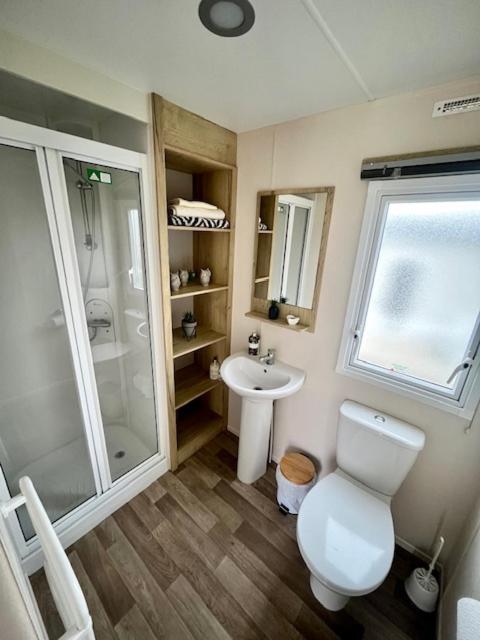 Отель Weymouth Bay Haven, Preston Road Экстерьер фото